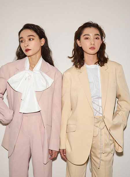 ファッション衣装のフォトギャラリー