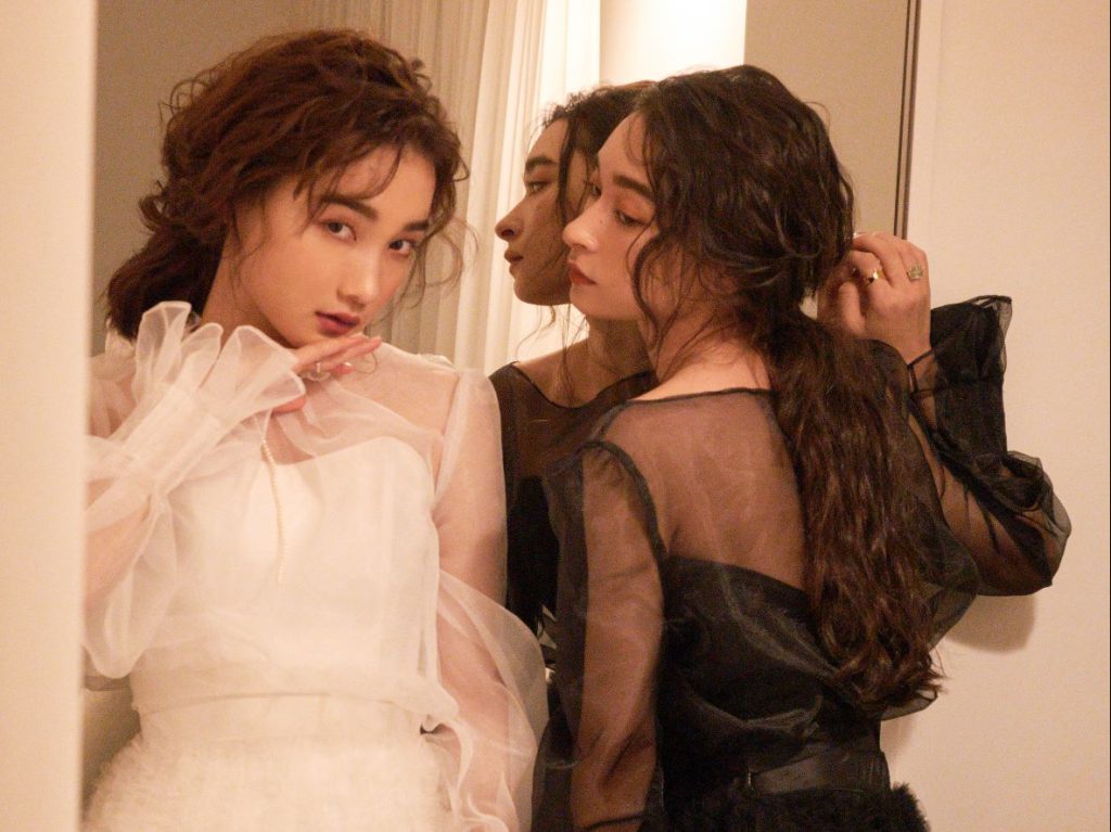 ソロウエディング　ドレス女子会