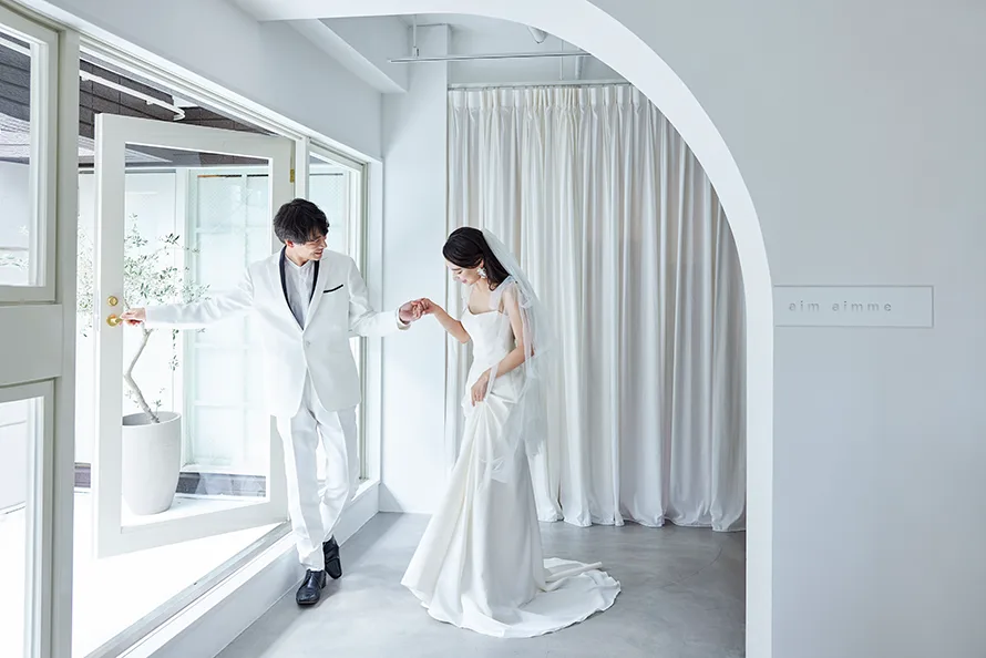 東京のスタジオでフォトウェディング