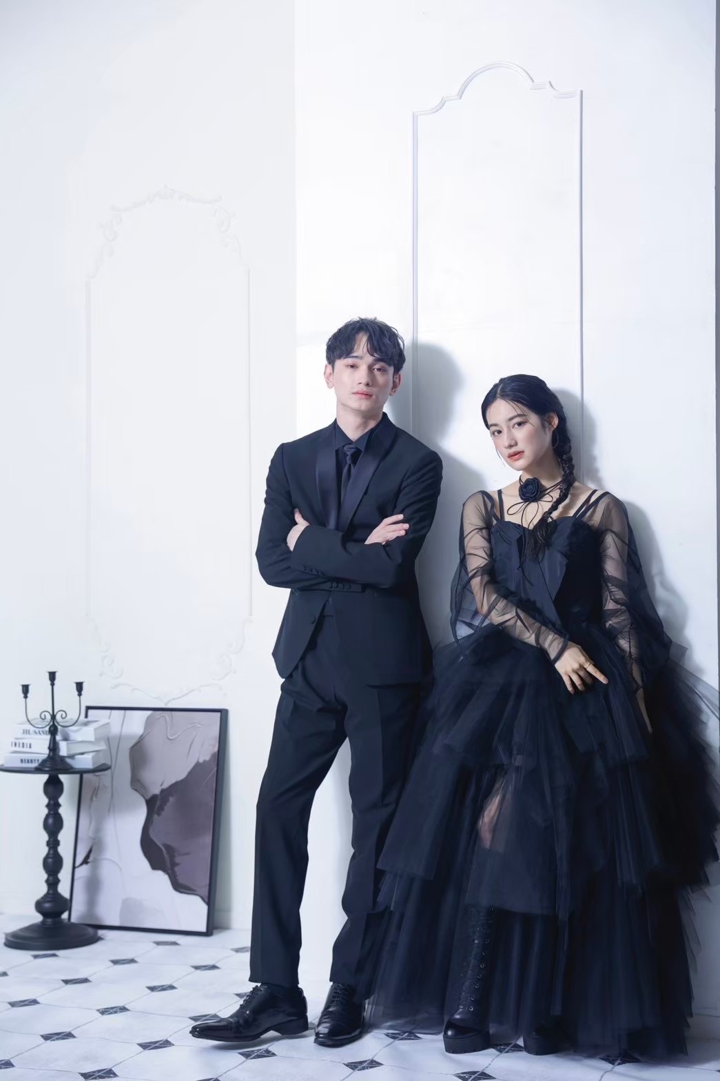 前撮り　フォトウェディング 　ブラックドレス 　黒ドレス 　周りと差がつく 　 モードウェディング　aim 結婚準備 個性的前撮り